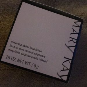 Mary Kay Mineral Powder Foundation Ivory2